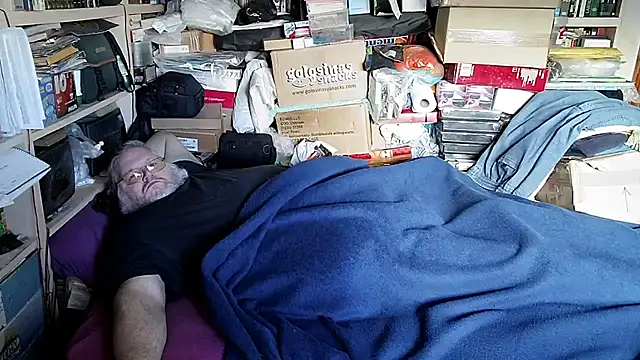 hadeszeuss2 online show from January 2026 02:44:02 PM