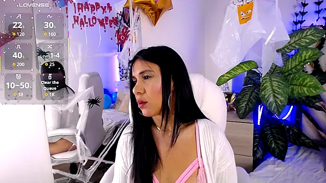 Snapshot of Camille_jhonson chatting on October 2025 10:23:02 AM Camille jhonson online show from October 2025 10:23:02 AM