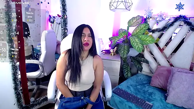 Camille jhonson online show from December 2025 10:04:01 AM