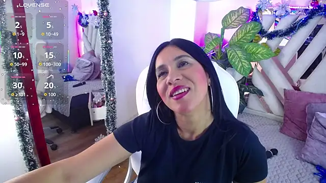 Camille jhonson online show from December 2025 10:08:02 AM