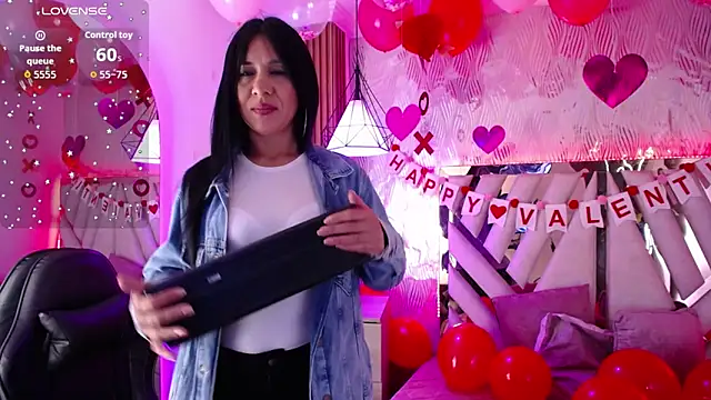 Camille jhonson online show from February 2026 10:15:02 AM