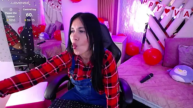 Camille jhonson online show from February 2026 10:04:01 AM