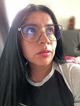 Devilsweet17 online show from April 2026 08:34:01 PM