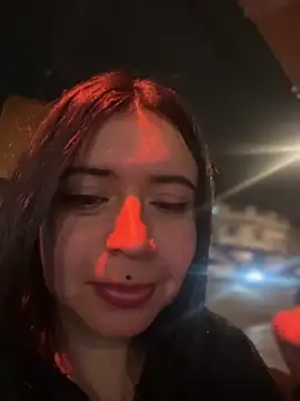 Devilsweet17 online show from November 2025 04:01:02 AM