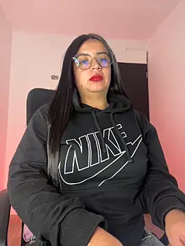 Devilsweet17 online show from November 2025 12:37:02 AM