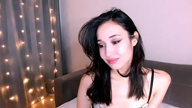 Snapshot of Li_noen chatting on January 2025 02:51:02 PM Li noen online show from January 2025 02:51:02 PM