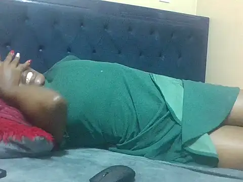 Creamy dolly online show from December 2025 10:51:02 AM