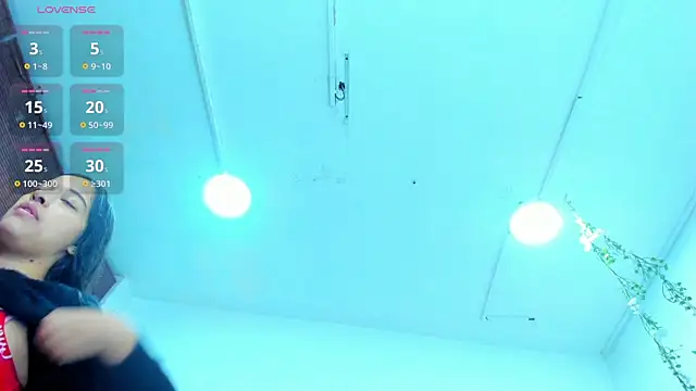 Hannah Miller   online show from September 2025 05:19:02 PM