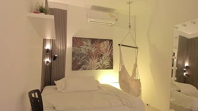 emma alice  online show from February 2026 10:59:02 AM