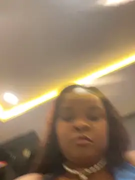 NaughtyKelly28 online show from December 2025 12:22:02 AM