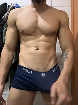 Lb20gostoso online show from September 2025 04:41:01 AM