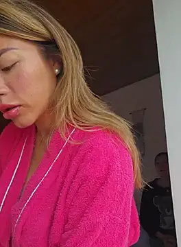 Snapshot of Karen_San_Miguel chatting on September 2025 04:46:01 PM Karen San Miguel online show from September 2025 04:46:01 PM