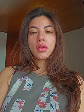 Karen San Miguel online show from May 2026 07:20:02 PM