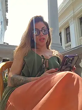 Karen San Miguel online show from April 2026 07:21:02 PM