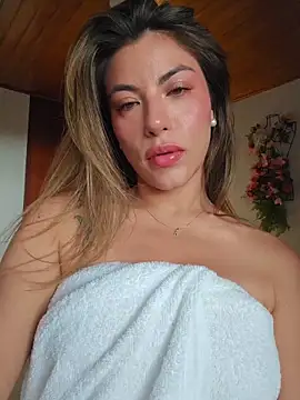 Karen San Miguel online show from March 2026 08:32:01 PM