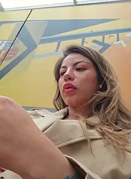 Snapshot of Karen_San_Miguel chatting on October 2025 07:04:02 PM Karen San Miguel online show from October 2025 07:04:02 PM