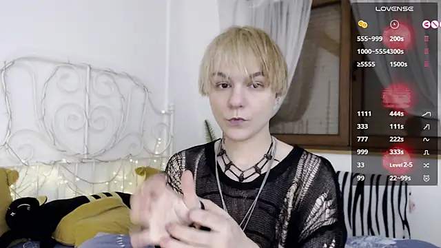 Snapshot of Yakhont chatting on March 2025 11:55:01 AM Yakhont online show from March 2025 11:55:01 AM