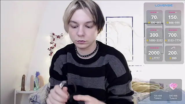 Snapshot of Yakhont chatting on February 2025 04:26:02 AM Yakhont online show from February 2025 04:26:02 AM