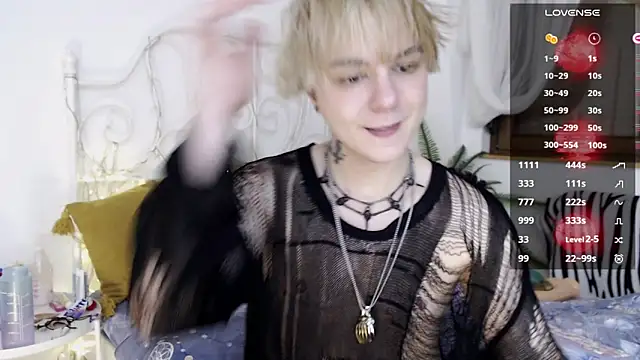 Snapshot of Yakhont chatting on March 2025 06:17:02 PM Yakhont online show from March 2025 06:17:02 PM