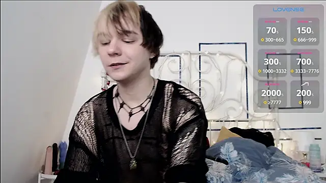 Snapshot of Yakhont chatting on February 2025 02:37:01 PM Yakhont online show from February 2025 02:37:01 PM