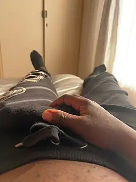 BiggieSmxll online show from June 2026 01:11:01 PM
