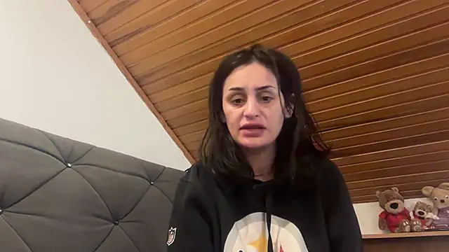 JeSuisUnTapin online show from October 2025 08:31:01 PM