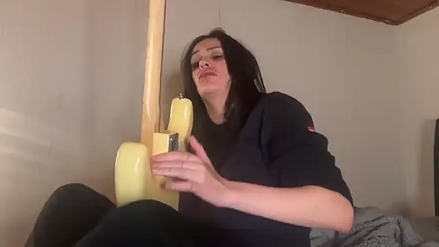 JeSuisUnTapin online show from October 2025 05:46:01 PM