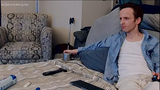 Snapshot of Dilldough405 chatting on December 2025 11:16:02 AM Dilldough405 online show from December 2025 11:16:02 AM