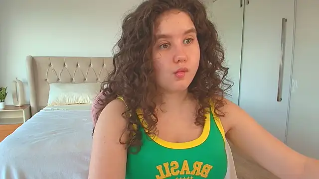 Ariella Sol online show from February 2026 07:15:01 PM