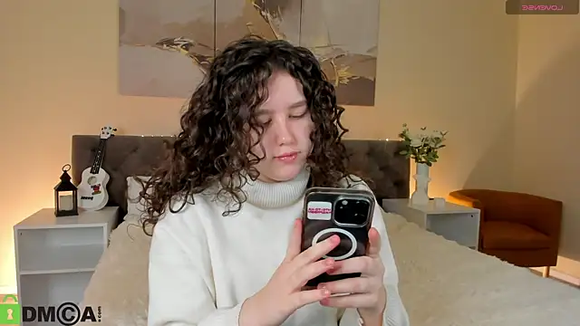 Ariella Sol online show from October 2025 01:07:01 AM