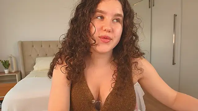 Ariella Sol online show from February 2026 07:22:01 PM