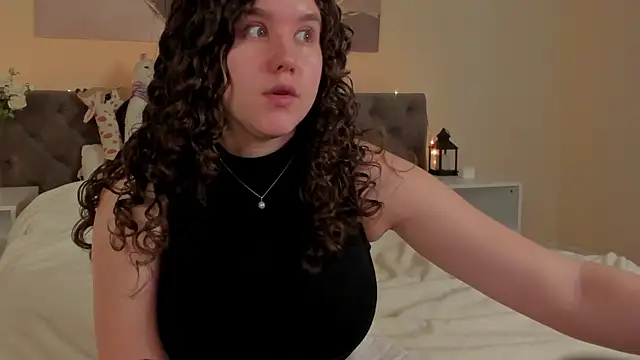 Snapshot of Ariella_Sol chatting on July 2026 01:01:02 AM Ariella Sol online show from July 2026 01:01:02 AM