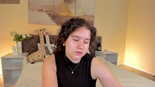 Snapshot of Ariella_Sol chatting on June 2026 01:10:02 AM Ariella Sol online show from June 2026 01:10:02 AM