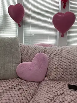 LoveShae  online show from February 2026 04:39:02 PM