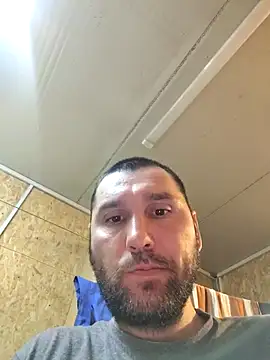 LunateConnection56 online show from May 2026 03:05:01 PM