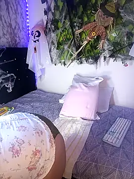 any mour online show from October 2025 05:01:01 PM