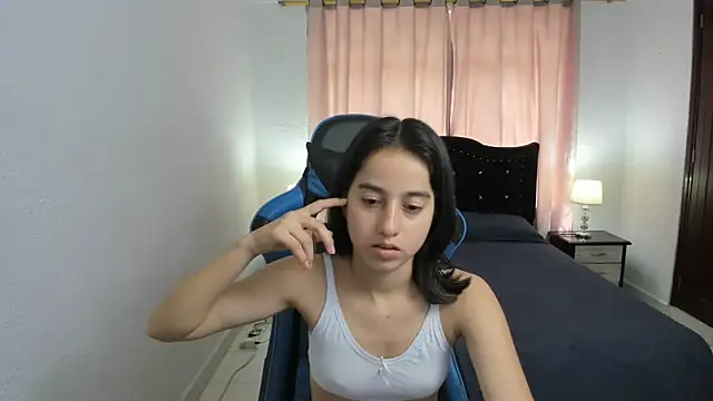 Antonella heinz online show from November 2025 06:00:02 PM