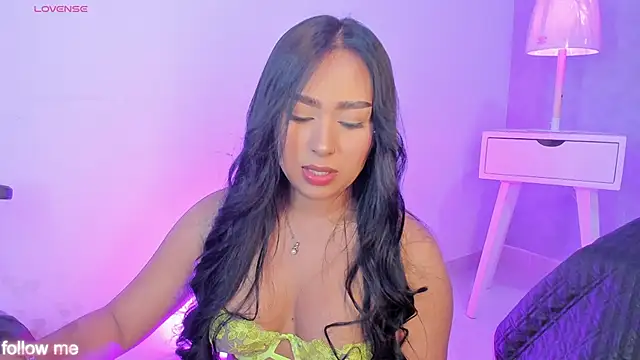 Cameliaa Smiith online show from October 2025 02:11:02 AM