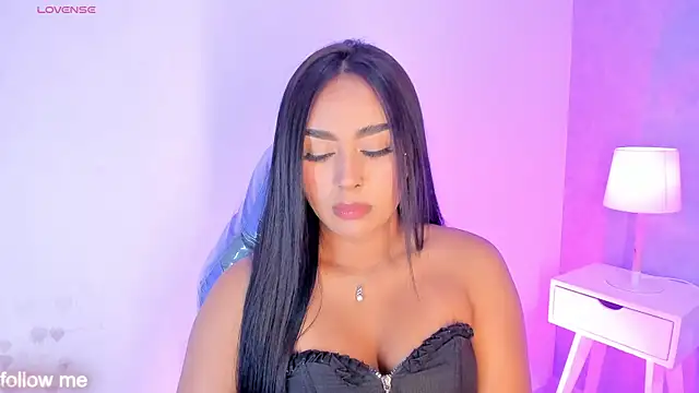 Cameliaa Smiith online show from March 2026 03:52:01 AM