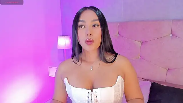Cameliaa Smiith online show from May 2026 03:17:02 AM