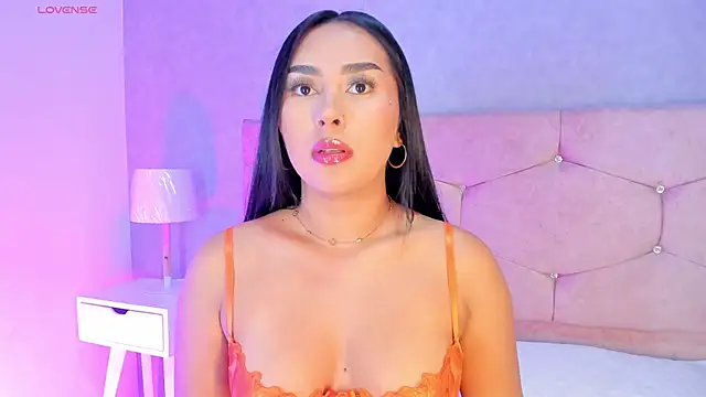 Cameliaa Smiith online show from September 2025 04:17:02 AM