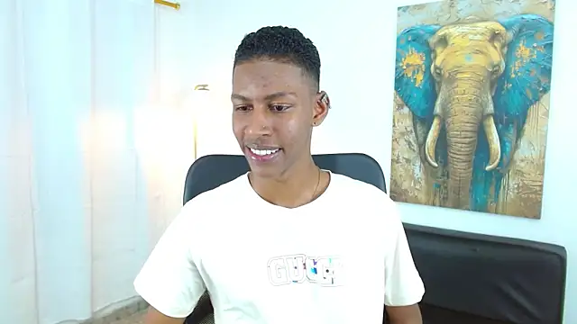 maiki18  online show from November 2025 08:58:01 PM