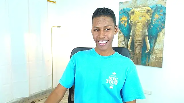 maiki18  online show from September 2025 08:45:02 PM