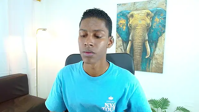 maiki18  online show from October 2025 09:02:02 PM