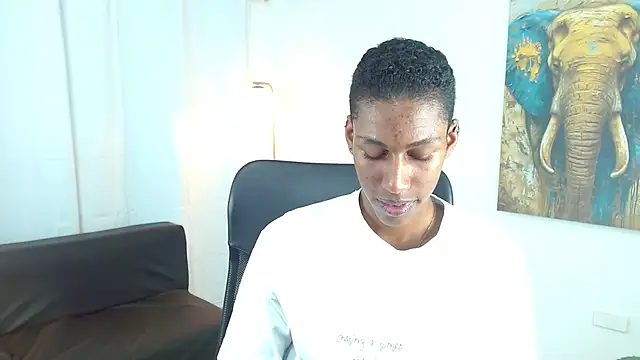 maiki18  online show from January 2026 07:12:01 PM