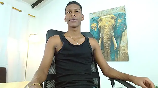 maiki18  online show from October 2025 09:00:01 PM