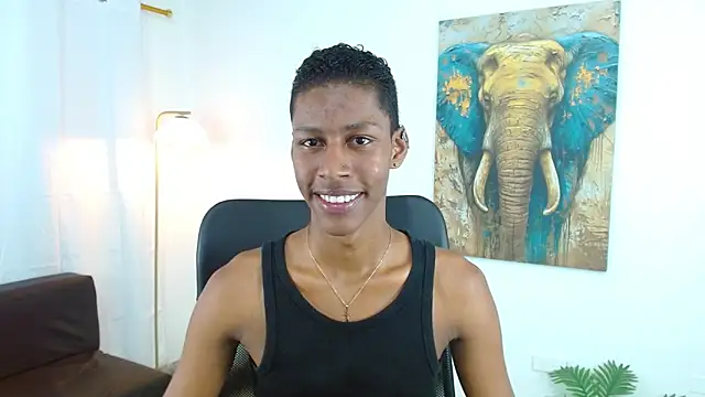 maiki18  online show from October 2025 08:41:02 PM