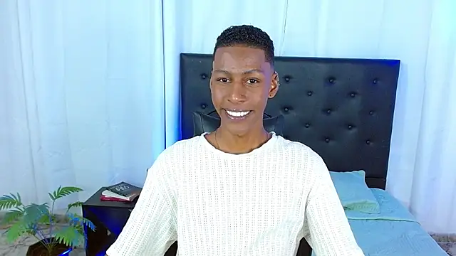 maiki18  online show from March 2026 08:49:02 PM