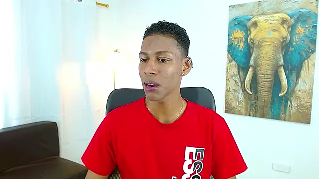 maiki18  online show from November 2025 08:31:01 PM