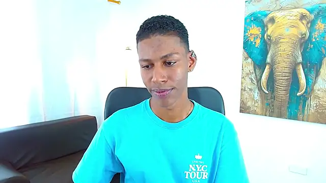 maiki18  online show from November 2025 08:31:02 PM